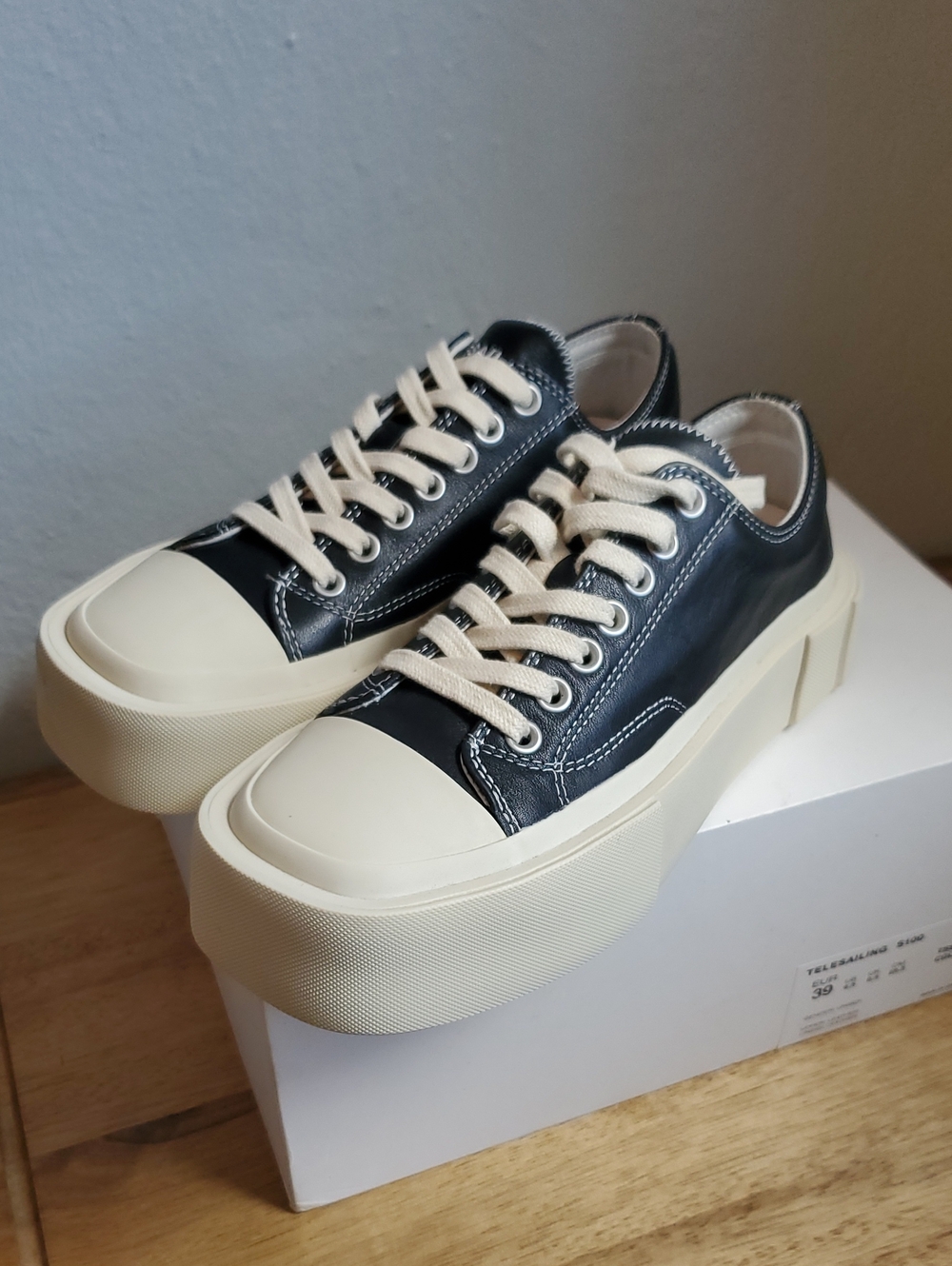 Rare Find!!! Telesailing Soft Grained Leather Chunky Platform Size6.5 EU39